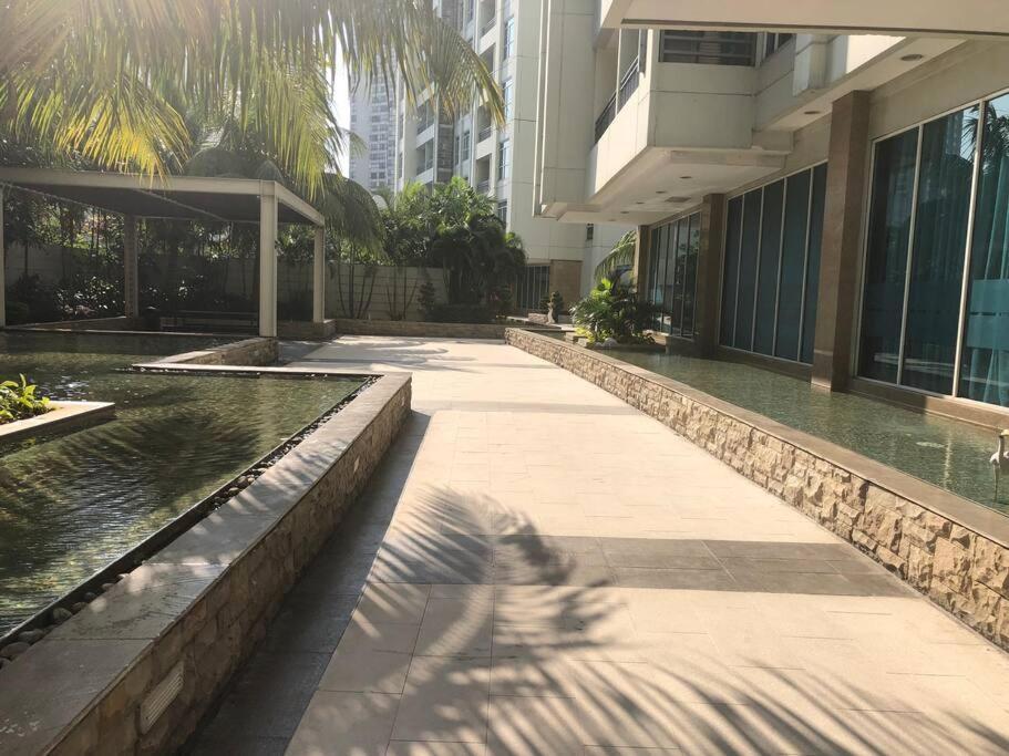 ג'קרטה Central Park Residences מראה חיצוני תמונה